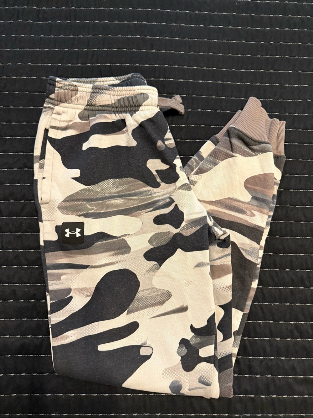 Under Armour Kids' Camo Jogger Pants - Beige/Black Size L